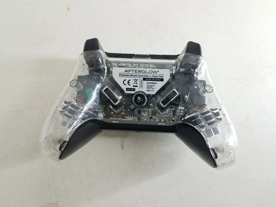 Afterglow Xbox One Wired Controller USB Prismatic 048 077 381 SVEA - Image 4 of 4