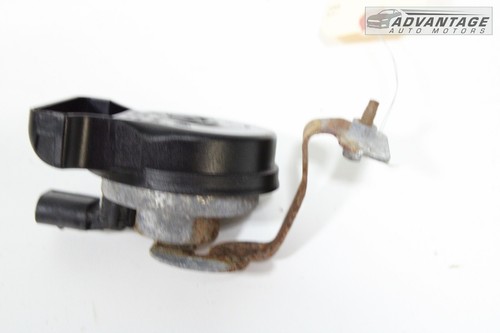 2015-2020 MERCEDES C300 4MATIC 2.0L RIGHT SIDE SIGNAL HORN W/ MOUNT BRACKET OEM - Bild 2 von 7