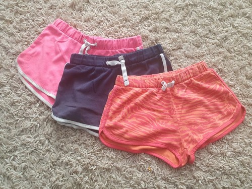 Mädchen M&S Shorts Alter 9-10 Jahre Guter Zustand REF F9