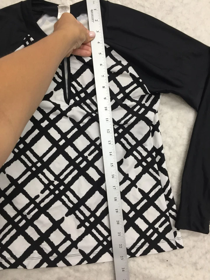 Top de natación La Blanca con protección contra erupciones para mujer M mediano blanco negro estampado a cuadros cuello dividido Foto 4 de 4