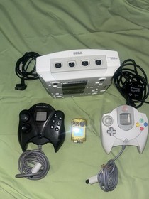 SEGA Dreamcast Console White NTSC-J w/ 2 Controllers, VMU Units, RCA Cables