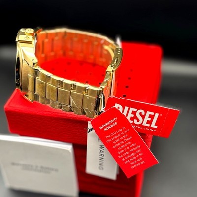 Diesel DZ1952 Master Chief Gold Tone Stainless Steel Mens Watch