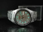 Seiko 5  automatic 21 j ,7s26-0420 ,day/date men's vintage wrist watch