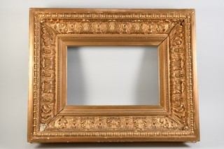 O81R24 Frame Painting Frame with Acanthus Decor