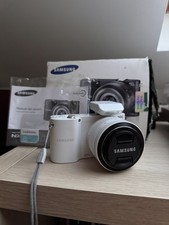 Samsung NX1000 Camera White With Battery Charger & Accessories