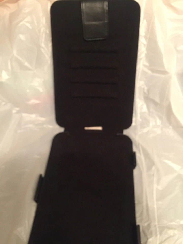 Toshiba Tablet Sleeve Case 11 x 7 - Image 3 of 4