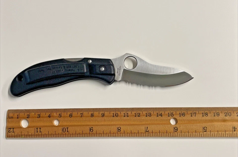 Spyderco C33PSBK Pro-Grip Folding Knife G-2 Integral Clip Seki-Japan 1994 - Image 4 of 4