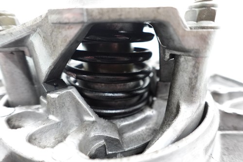 GOOD USED 2006 Yamaha Apex Mountain 1000 OEM Secondary Driven Clutch - Picture 7 of 11