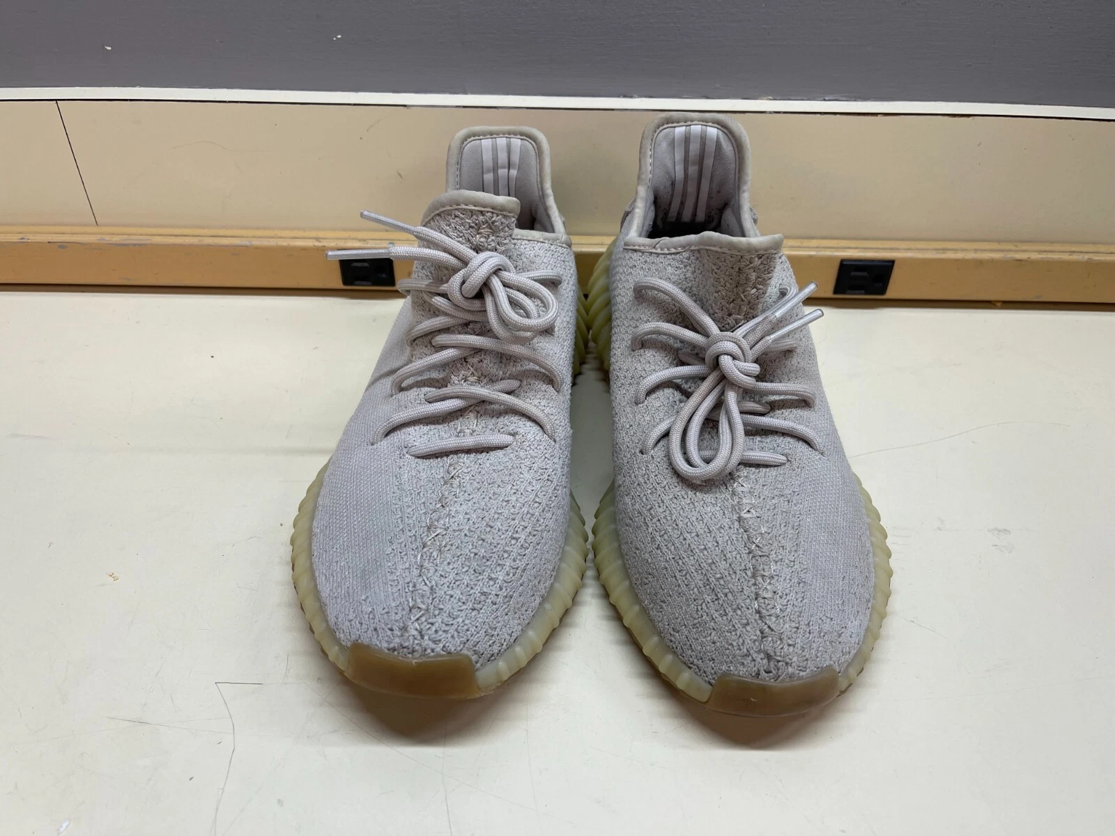 Adidas Yeezy Boost 350 V2 Sesame F99710 taglia 9 5 usate senza scatola