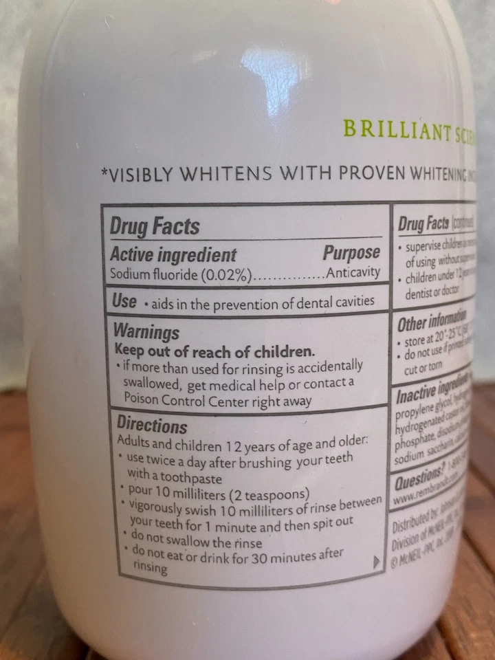Rembrandt Whitening Mouthwash Fresh Mint -16fl oz/474 ml -Discontinued - Image 2 of 4
