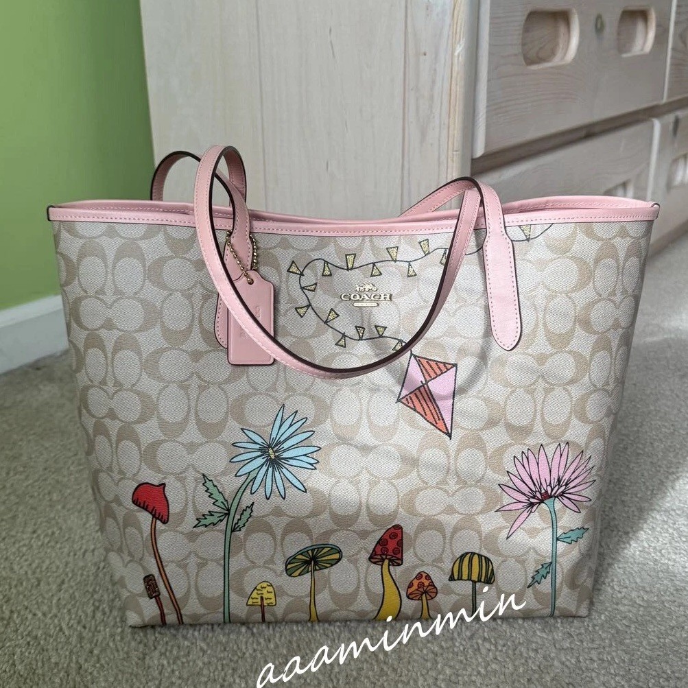 バッグ COACH Mercedes collaboration tote bag NWT Coach Reversible City Tote In Rainbow Signature Canvas 2463 | eBay