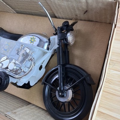 Vintage “CHiPs” Free wheeling Motorcycle Ideal Toys Mego 1980 With