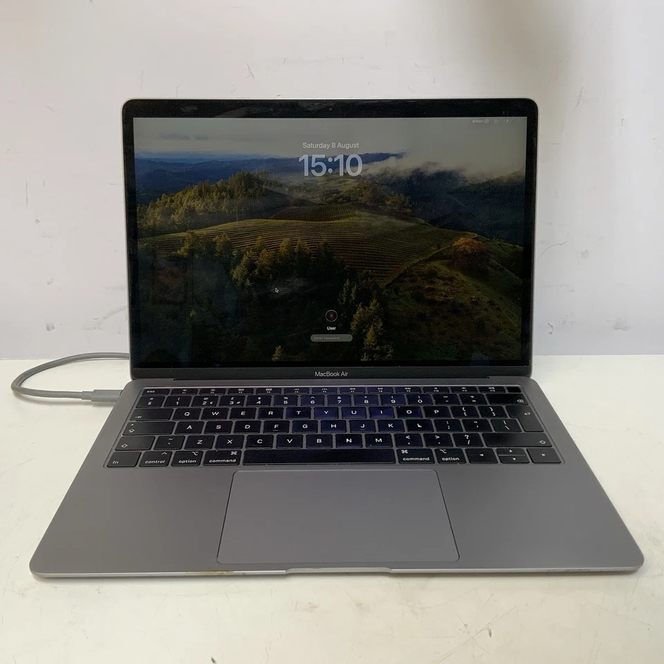 Apple MacBook Air 13" 2018 · i5 · 16GB · 500GB, photo 2 of 5