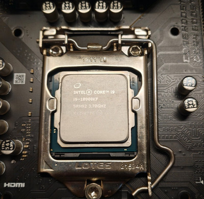 Intel i9 10900KF 3,70 - 5,30GHZ mit Mainboard MSI B560M Mortar Wifi DDR4