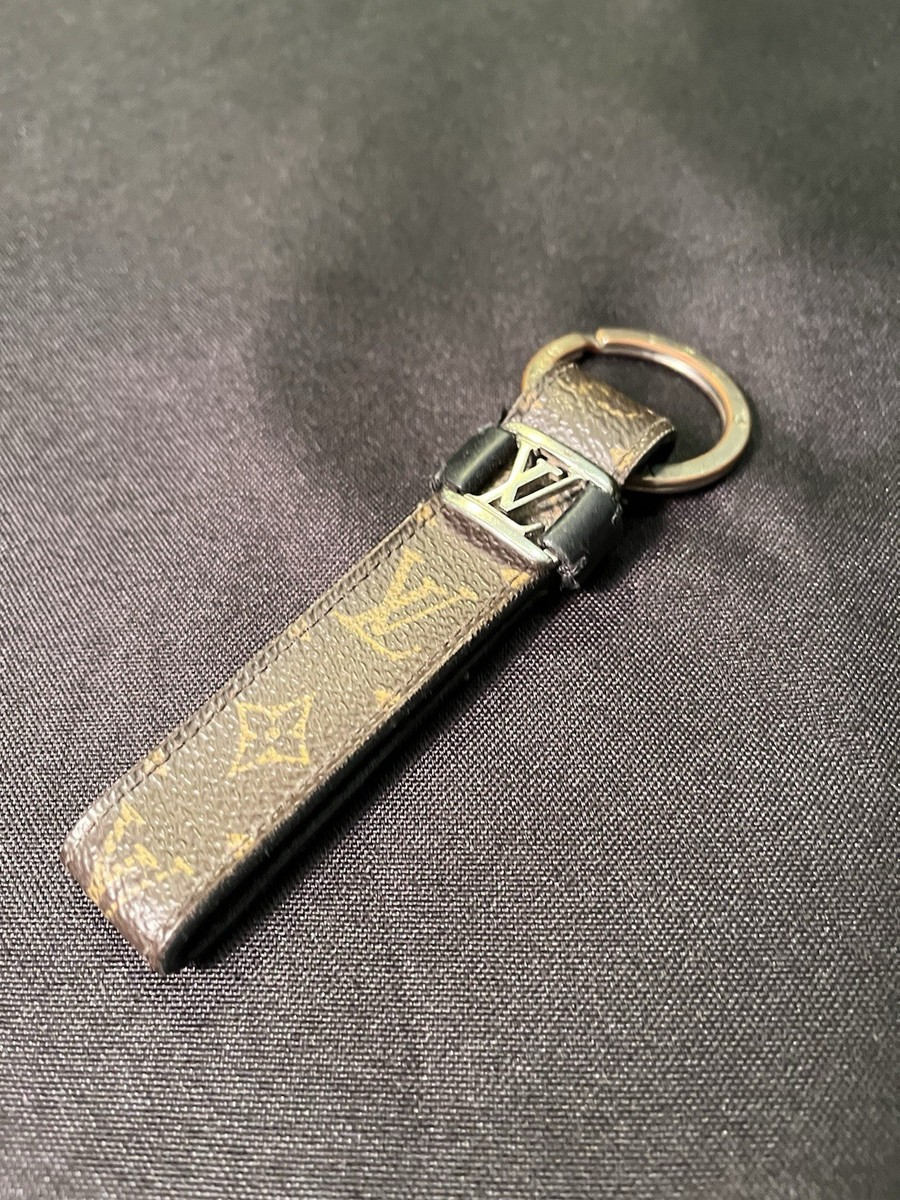 LOUIS VUITTON M62709 LV DRAGONNE KEY CHAIN CX1213 KEYRING