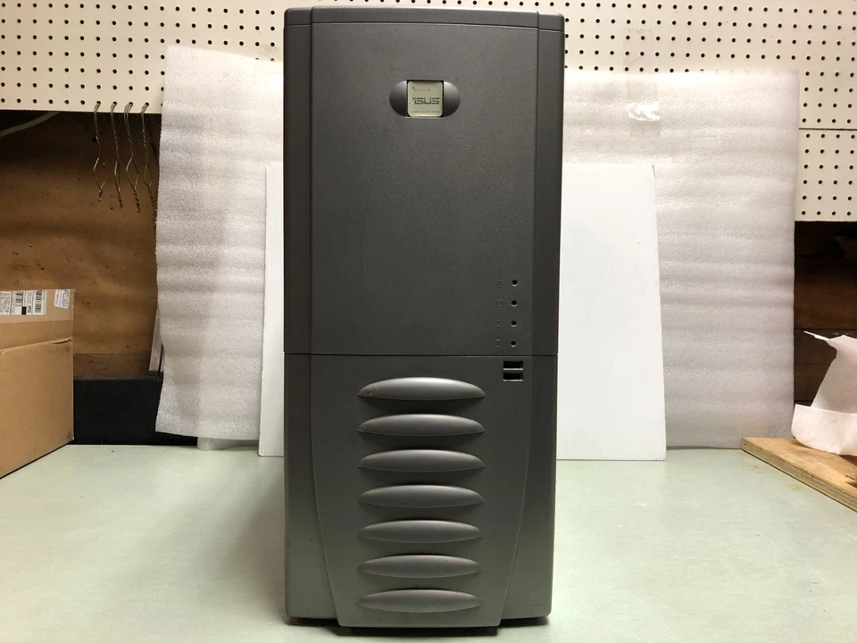 Estuche para computadora Antec Solution SLK3700AMB gris torre media ATX mediados de la década de 2000 - usado Foto 3 de 4