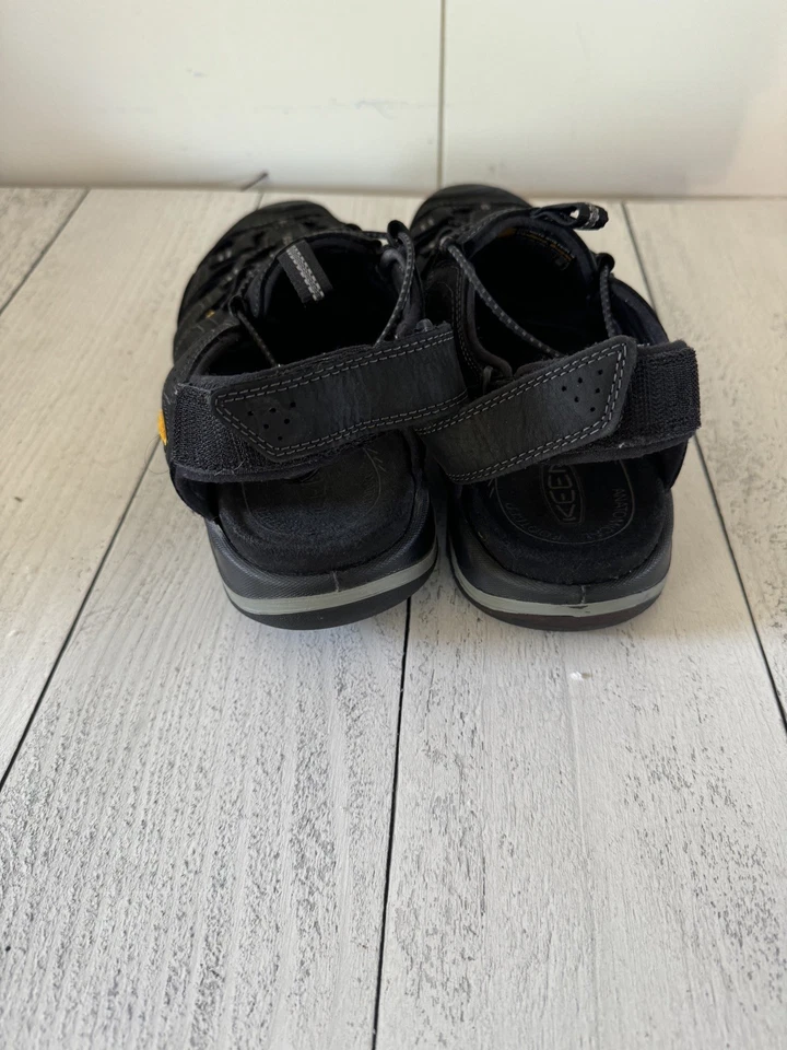 Keen Rialto H2 Sandals Mens Sz 8 Black Hiking Water Waterproof Made In USA NICE! - Image 4 of 4