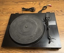 Fisher mt-912 turntable Servo Drive Turntable; Works, Needle Needs Replacing