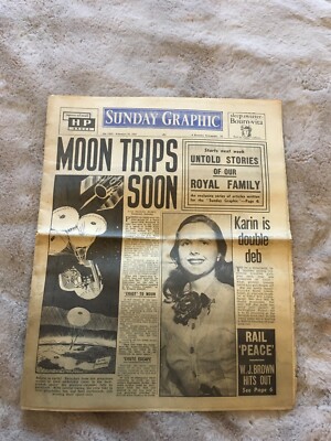 Man On Moon Trips Soon Fulham Blackpool S Graphic February 25 1951 Newspaper 