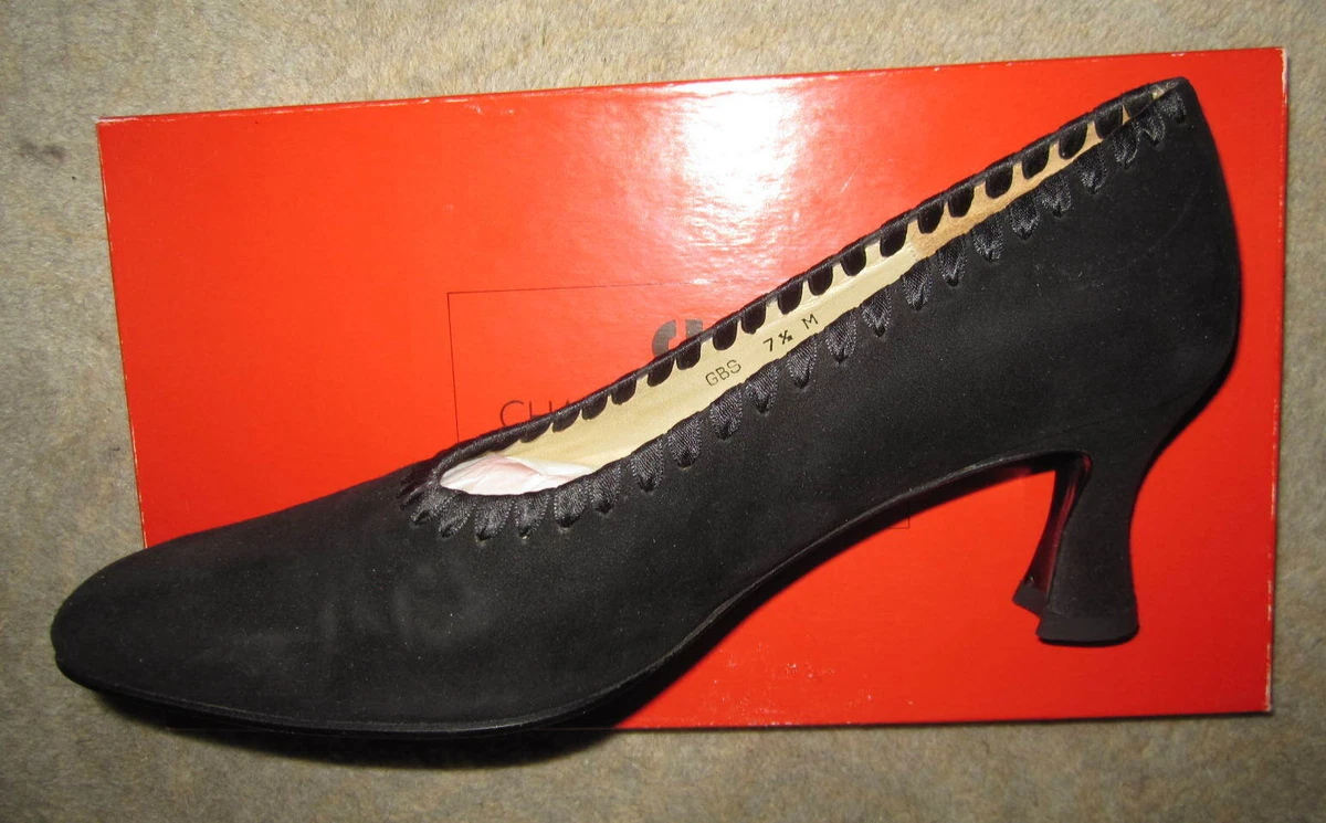 Vtg Charles Jourdan black suede high heels pumps w ribbon trim