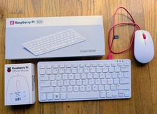 Raspberry Pi 500 8GB w/MicroSD Keyboard Computer US Layout (SC1231) W/Mouse 🇺🇸