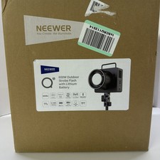 NEEWER Q6 600Ws Flash w/App, HSS, 3000mAh, LED Modeling Lamp Missing the battery