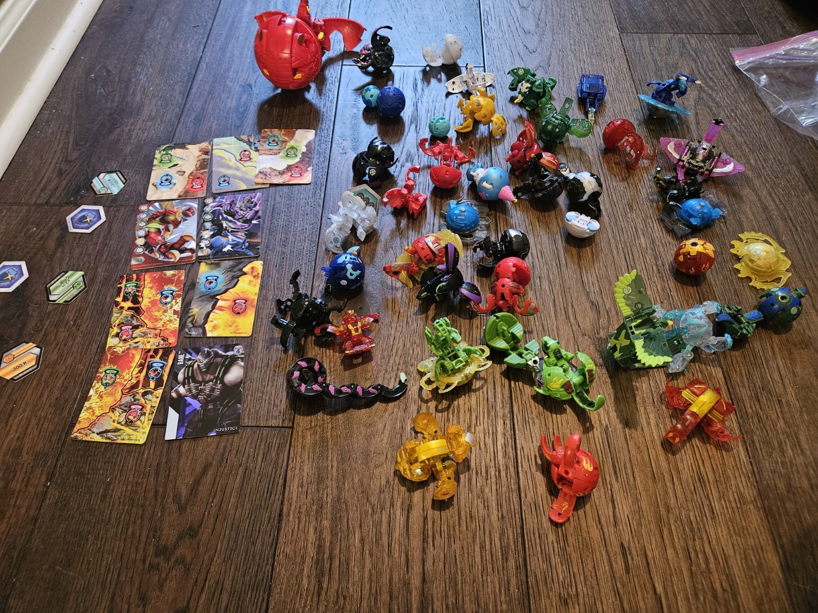 Bakugan Mixed Lot of 30+  Figures And Cards Action Figures Used Condition 