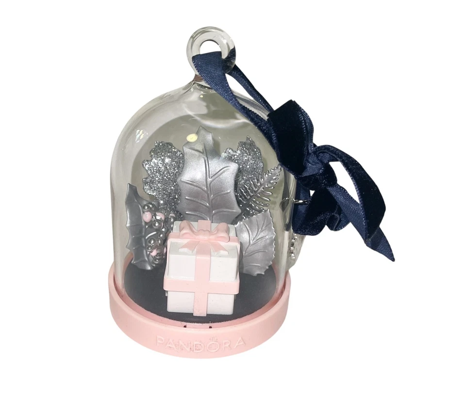Pandora Edición Limitada Winter Wonderland 2019 Copo de Nieve Tono Plata Dije Adorno Foto 3 de 4