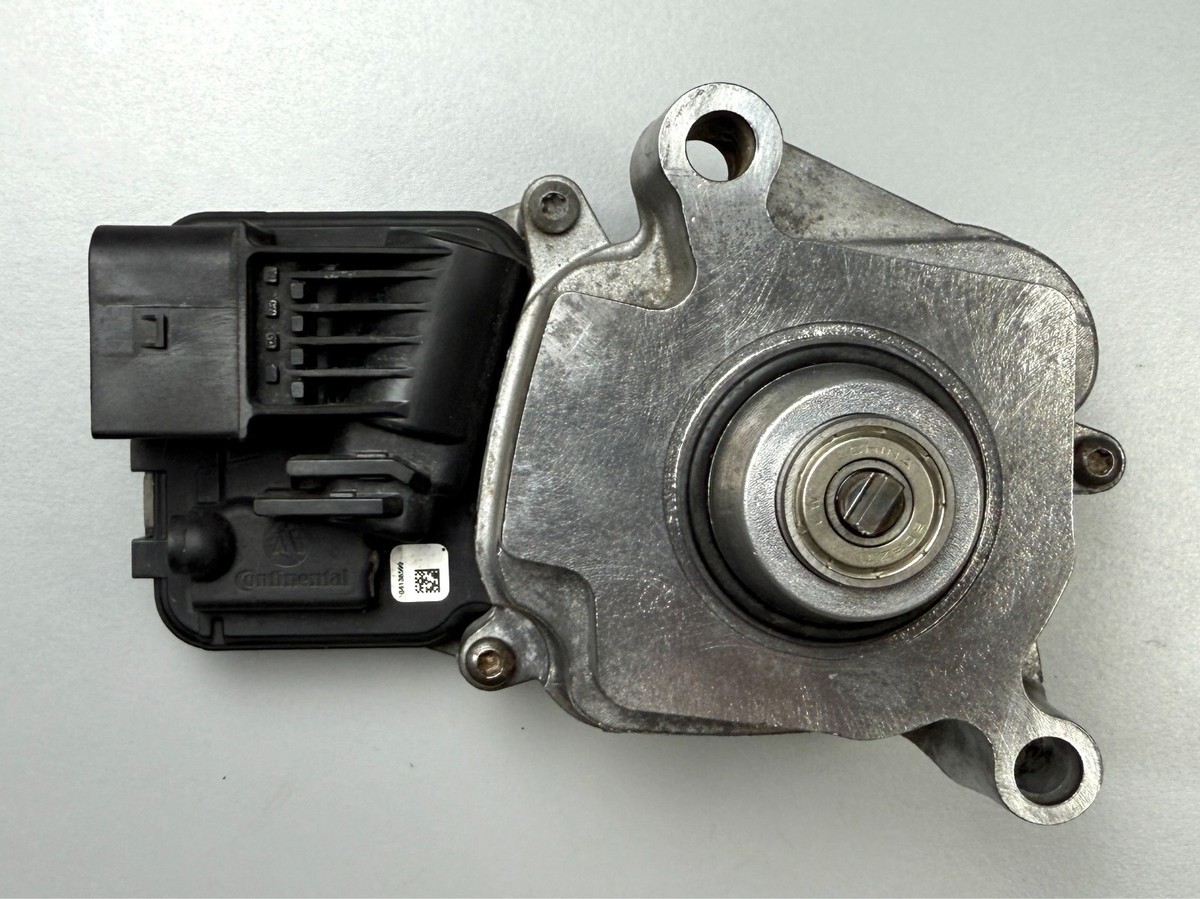 m 2013 BMW 550xi Transfer Case Control Module 27607643761