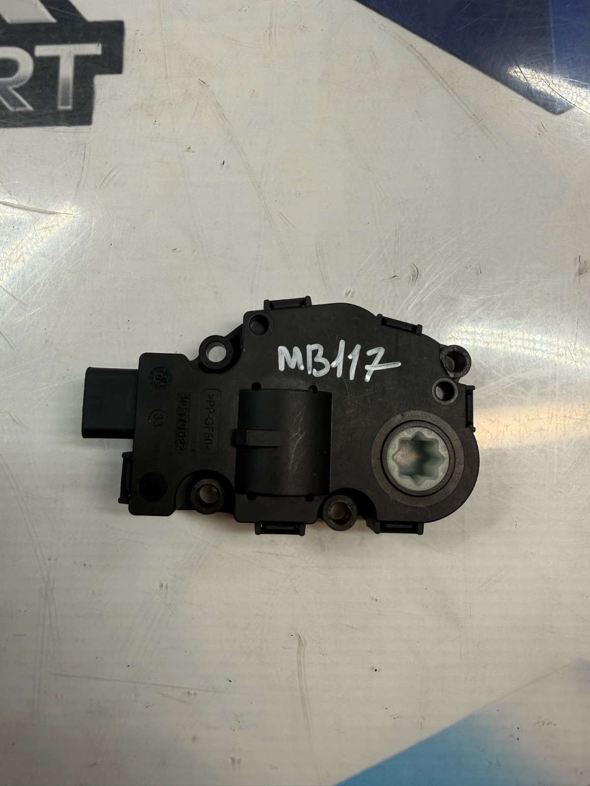 2016-2023 MERCEDES C300 HVAC HEATER ACTUATOR MOTOR T944554A OEM