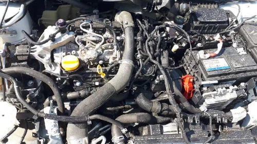 Alettone Posteriore per RENAULT MEGANE IV BERLINA 5P Business 2020 6267042 - Foto 8 di 9