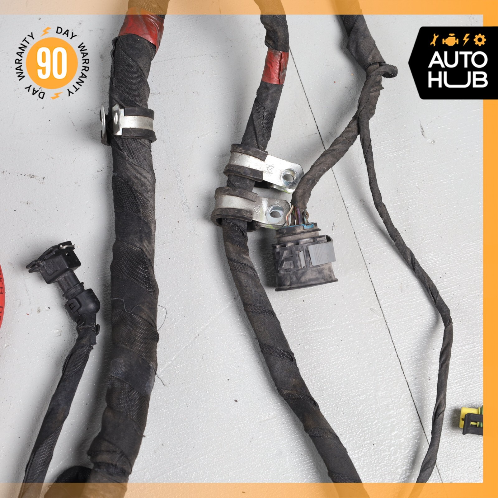 08-10 Maserati GranTurismo M145 4.2L Engine Bay Fuse Box Wiring Harness OEM