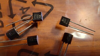 Lot of 25: Motorola MV209 Varactor Diode 26-32pF  30V TO-92 NOS
