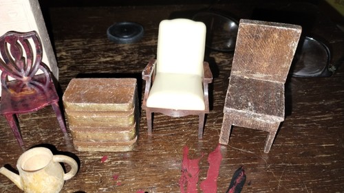 Lot assortment of Vintage 1940-60's Wooden and Plastic Doll House Furniture - Picture 5 of 8