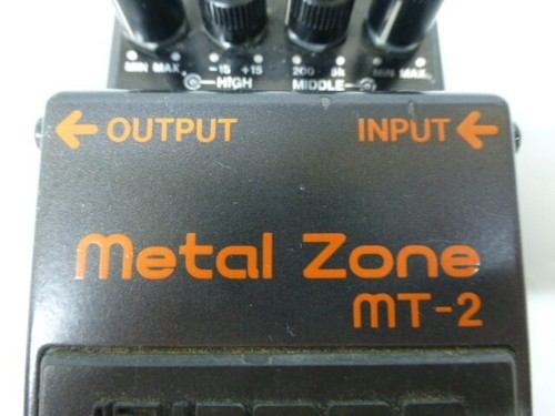 Boss MT-2 Metal Zone Guitar Effect Pedal Distortion used japan - Picture 4 of 10