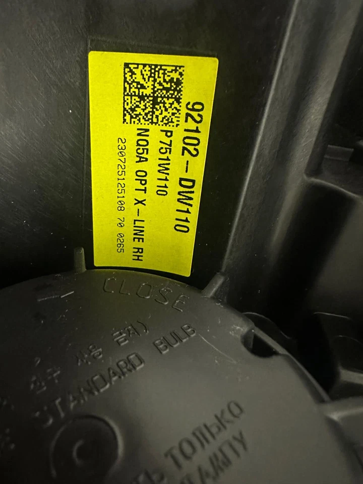 Оригинальный правый светодиодный прожектор для фары головного света Kia Sportage 92102DW110 2022-2024 годов выпуска - Изображение 4 из 4