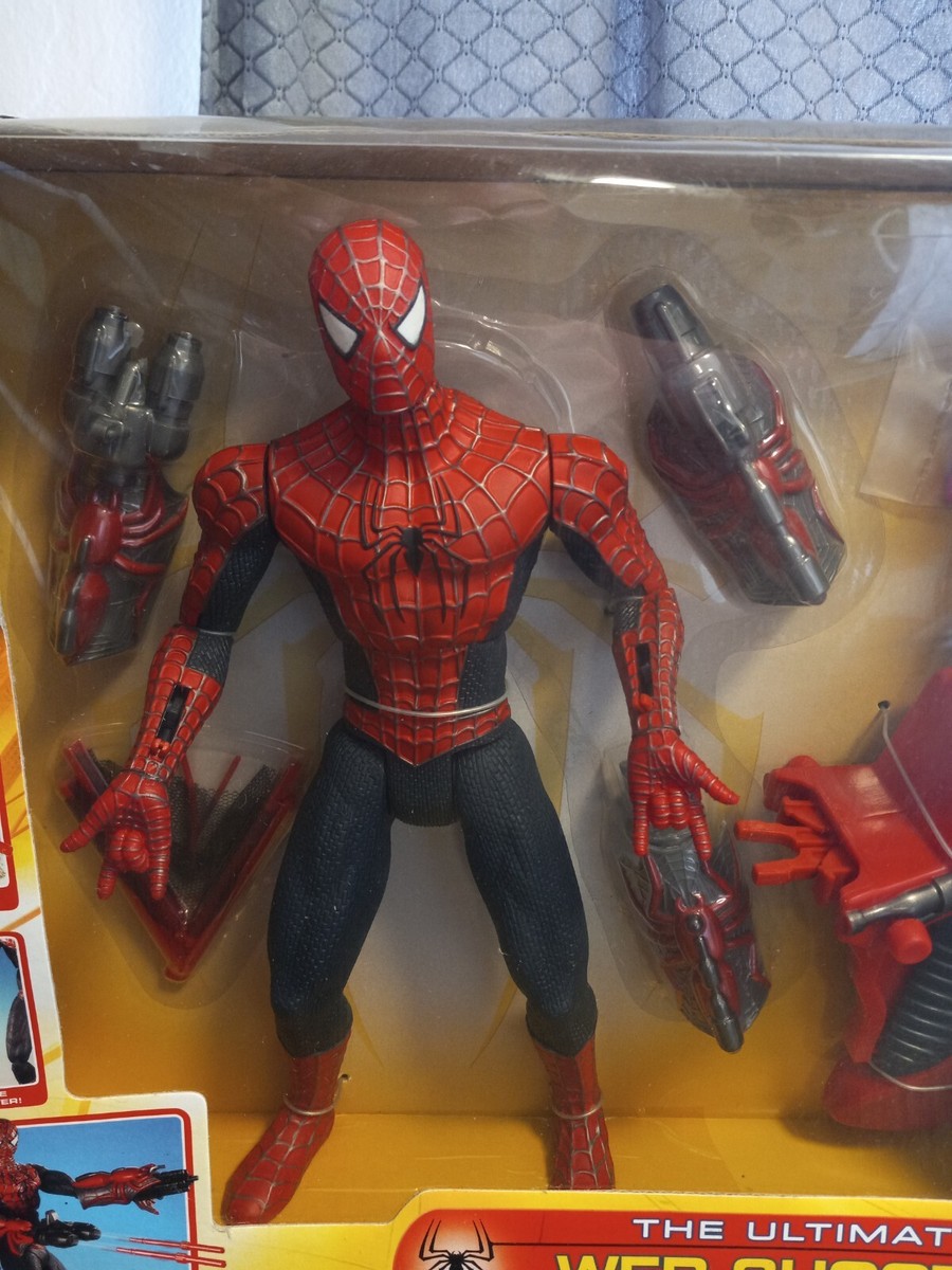 2004 Toy Biz Spiderman 2 The Ultimate Web Shooter With Trigger