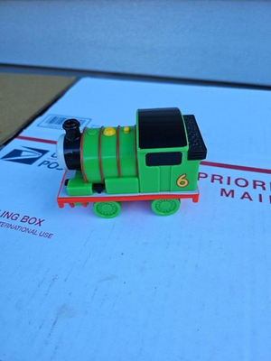 #ad Mattel 2009 Percy Pull Back And Go Engine Thomas The Tankamp;Friends Gullane Tr7#jj $4.35