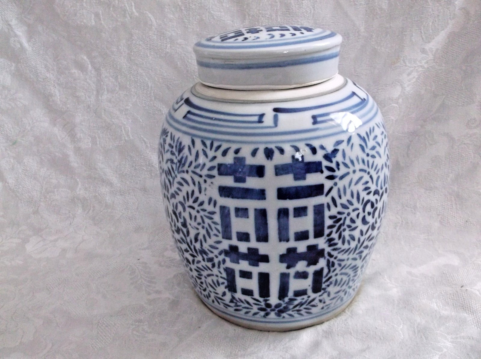 Vintage Chinese Ginger Jar & Lid Blue and White Porcelain Double Happiness 10"