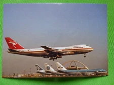 QANTAS   B 747-238B    VH-ECB