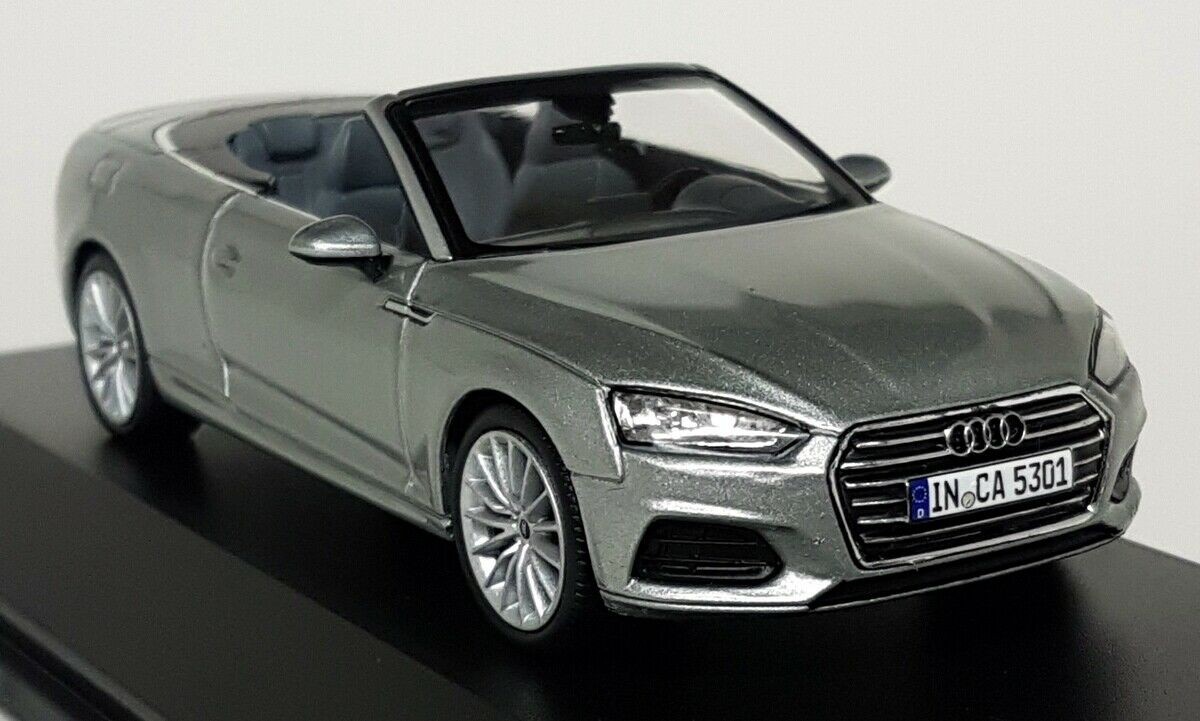 Spark 1/43 - Audi A5 Cabriolet Florett Silver Resin Model Car