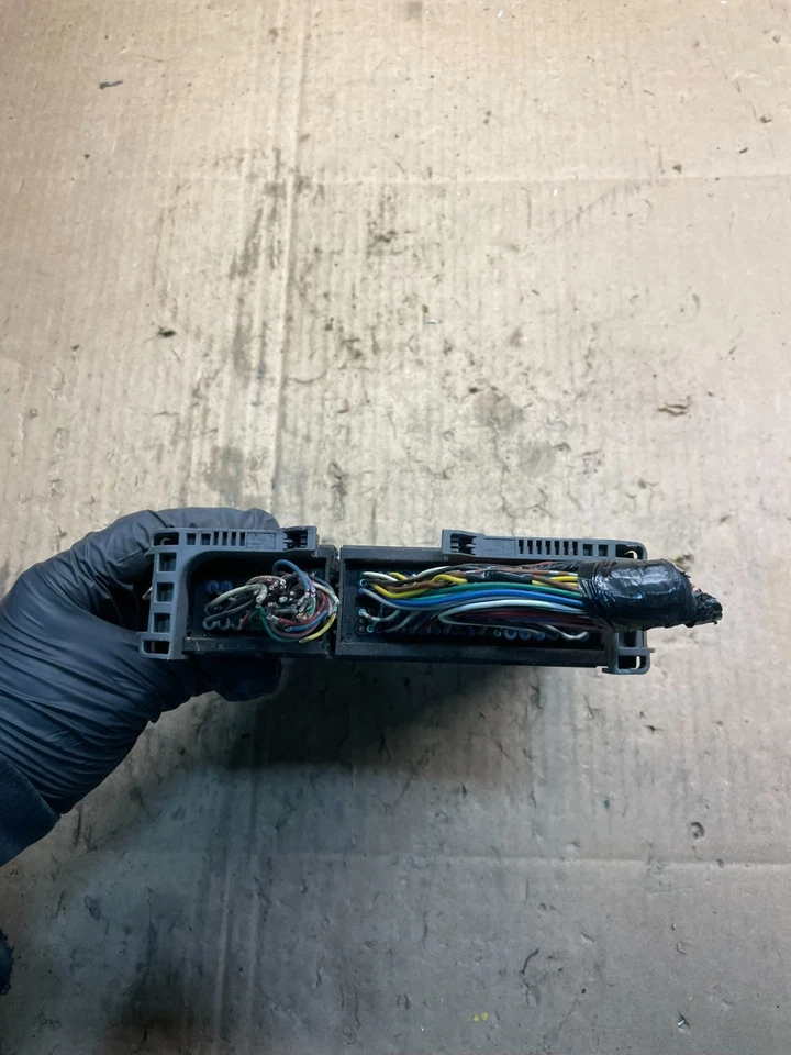 Módulo de control electrónico del motor Toyota Rav4 2009 a 2011 OEM ECU ECM T7436 DG Foto 2 de 4