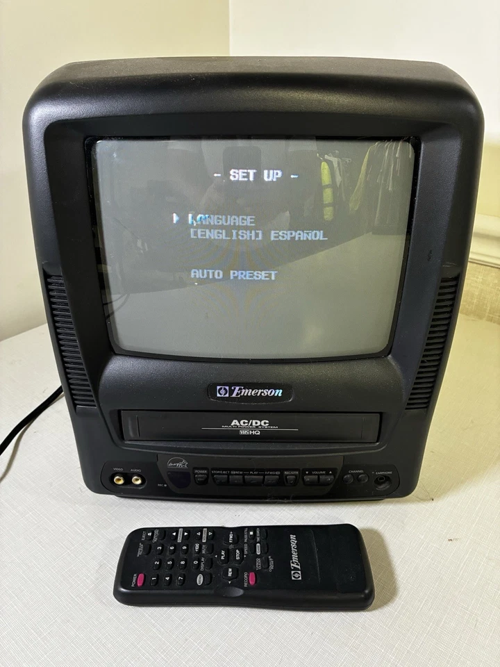 罕见艾默生 EWC0903 9 英寸 CRT 电视/VCR 组合交流(VCR 不工作) — 第 2/4 张图片