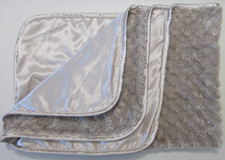 Brookstone NAP Blanket Throw Swirl Plush Full Satin Back Trim Taupe Tan 35x52"