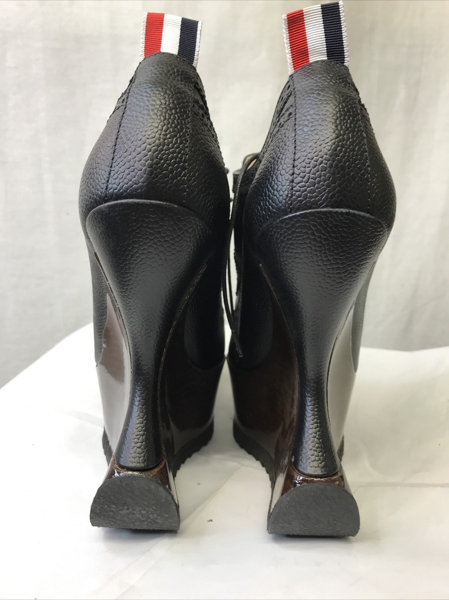 Thom Browne BLACK PEBBLED CALFSKIN BROGUE SPECTATOR LONG 