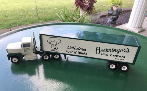 Adamstown, PA Boehringer's Ice Cream advertising 1989 Toy Truck Limited Ed USA