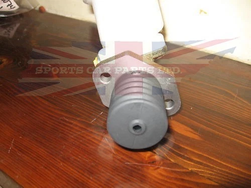 Nuevo cilindro maestro de freno MG Midget 1967-1979 con depósito gran calidad Foto 4 de 4