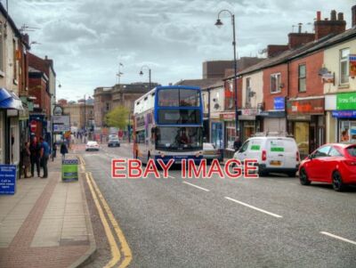 FOTO POSTKUTSCHE BUS MANCHESTER 17200 (V363 OWC) EIN DENNIS DREIZACK MIT ALEXAND