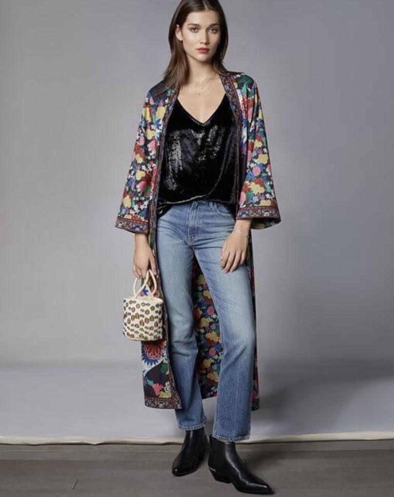 Alice + Olivia NEW Lynn Side Slit Floral Print Long Kimono Alice + Olivia NEW Lynn Side Slit Floral Print Long Kimono