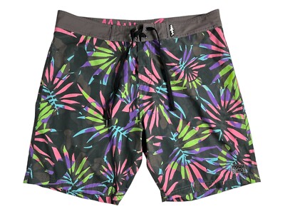 Maui & Sons Black Shark 4-Way Stretch Tropical Floral Board Short  Size 38